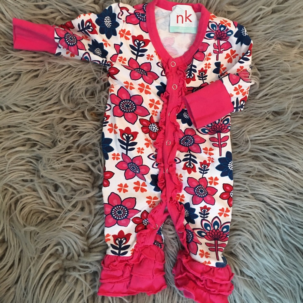 COPY - Nk too ruffle romper 0-3 mo